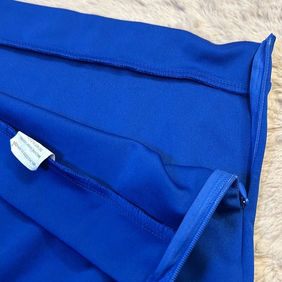 DANZCUE cheerleading skirt in size LC - Picture 9 of 11